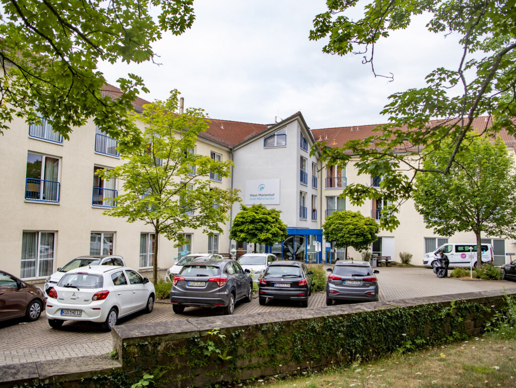 Aussenansicht des Pflegeheims von Korian Haus Marienhof Glan-Münchweiler