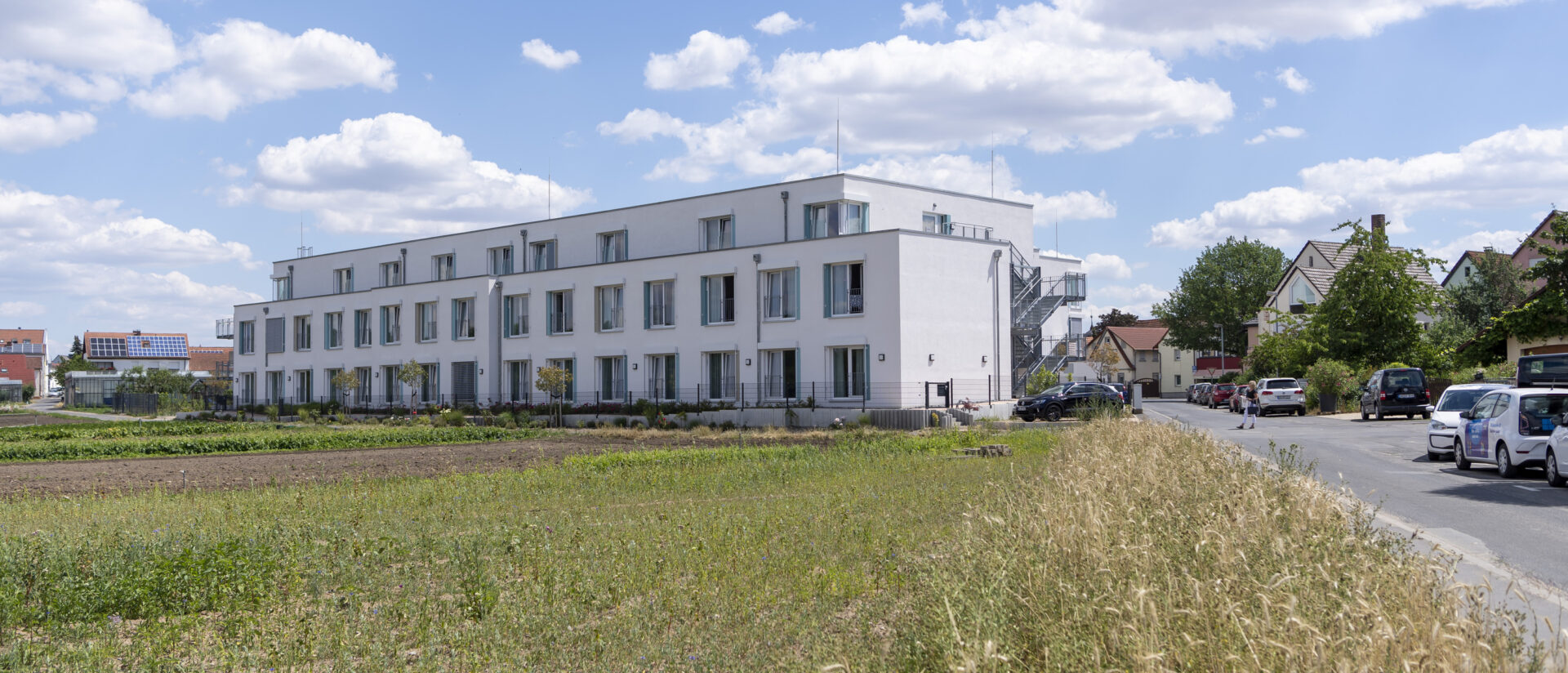 Aussenansicht des Pflegeheims Haus am Sennfelder See von Korian.