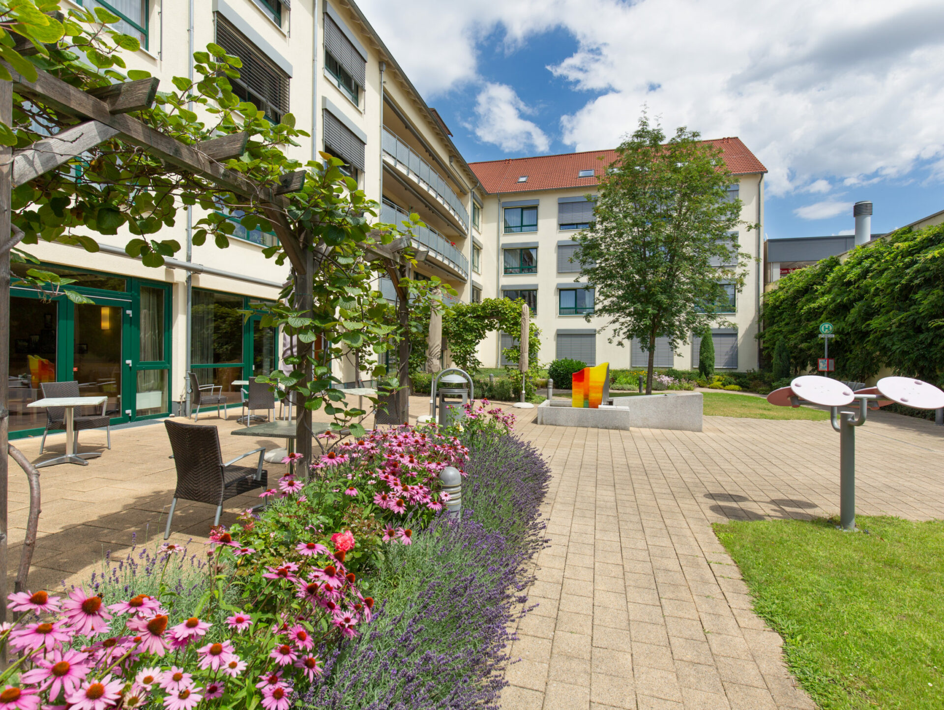 Haus Der Betreuung Und Pflege Altkönigstraße Stationäre Pflege: Bestens umsorgt im Pflegeheim - Korian