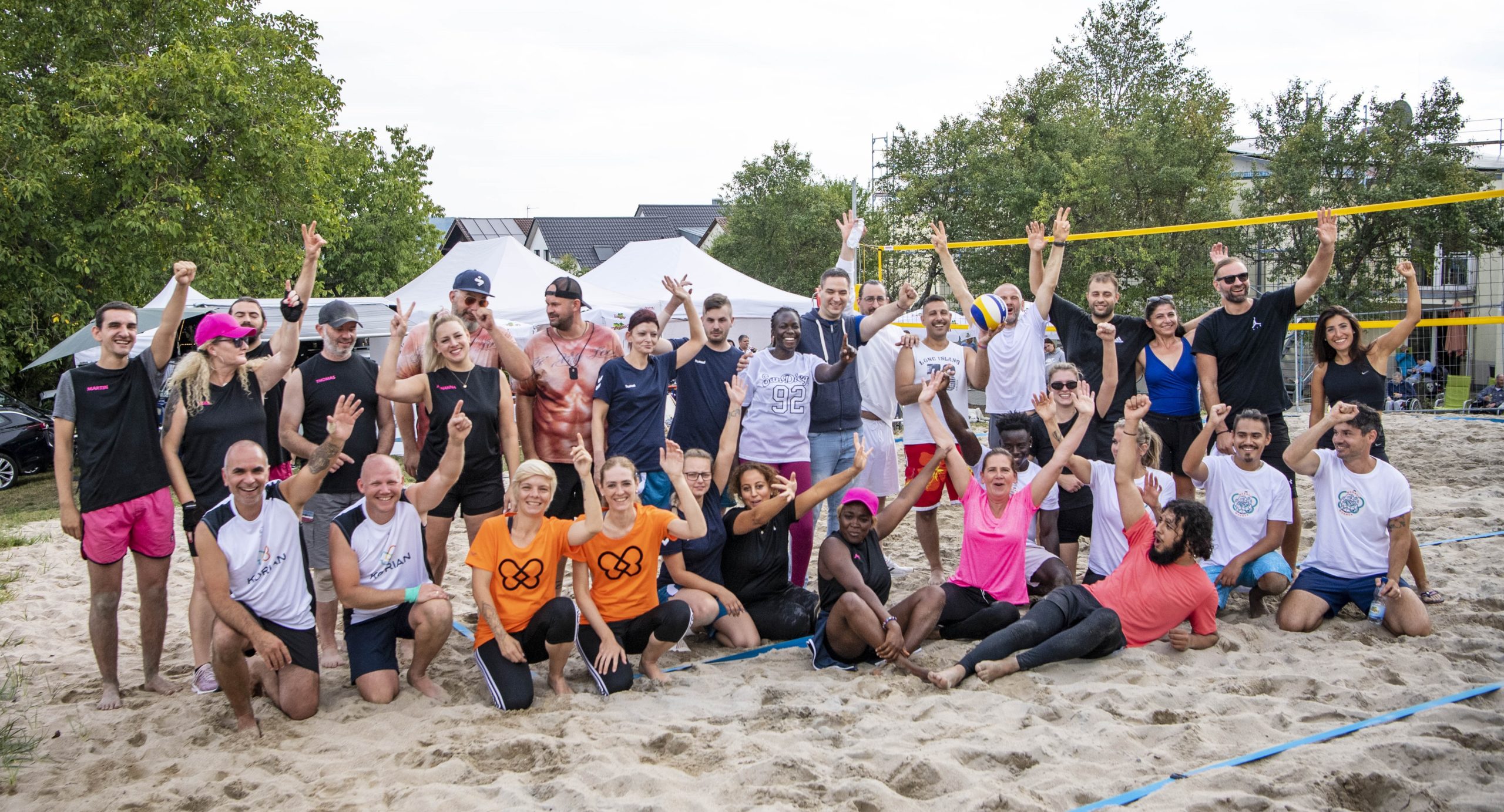 Korian Beachvolleyball-Turnier – Und der Pokal geht an …