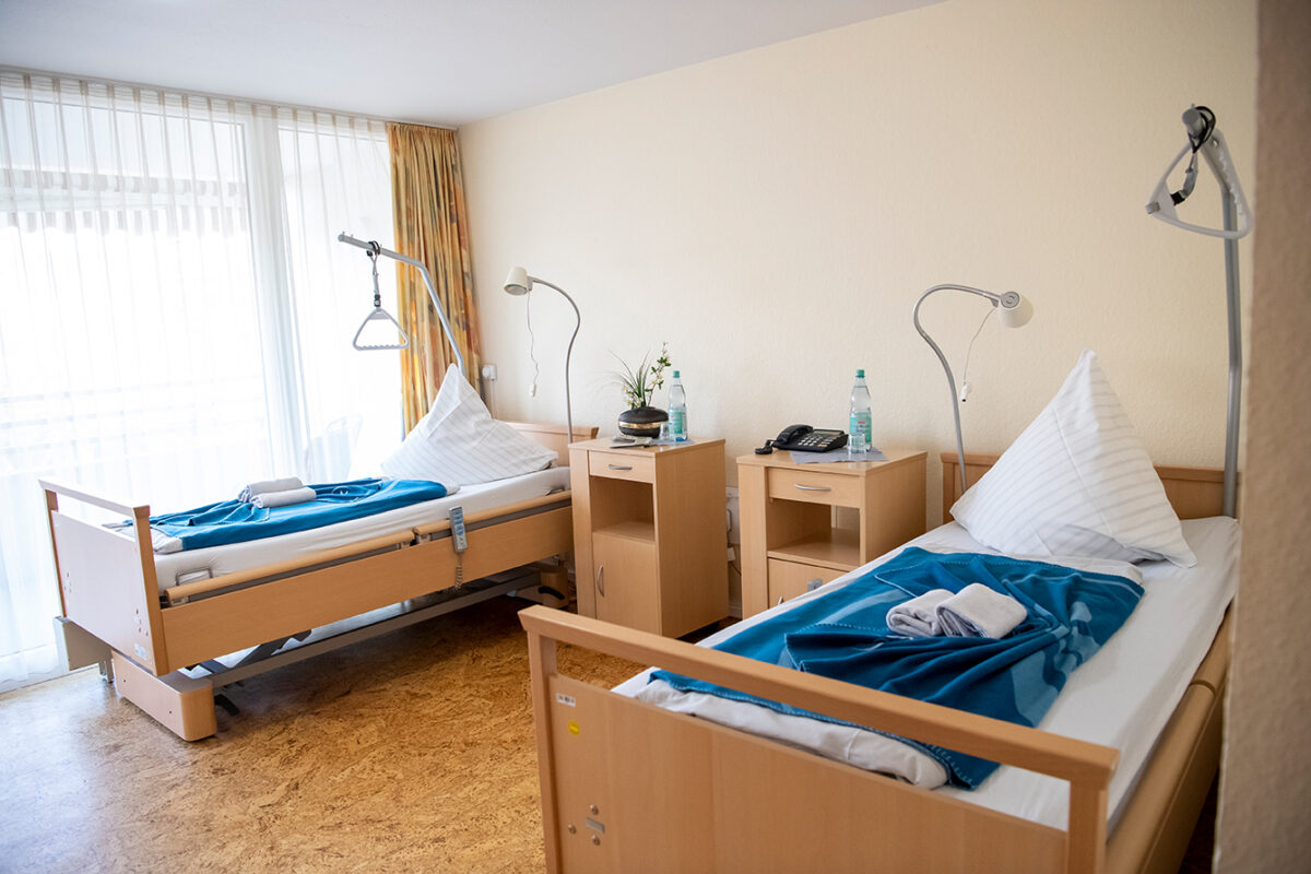 Zentrum Für Betreuung Und Pflege Curanum Weserbergland www.korian.de