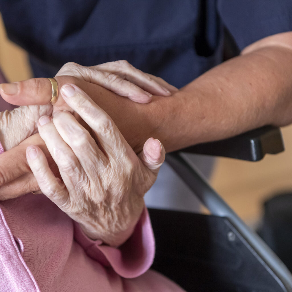 Was ist Gewalt in der Pflege?