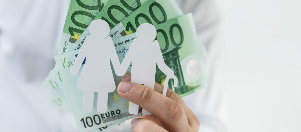 AdobeStock_275075419_Pflegeunterstützungsgeld