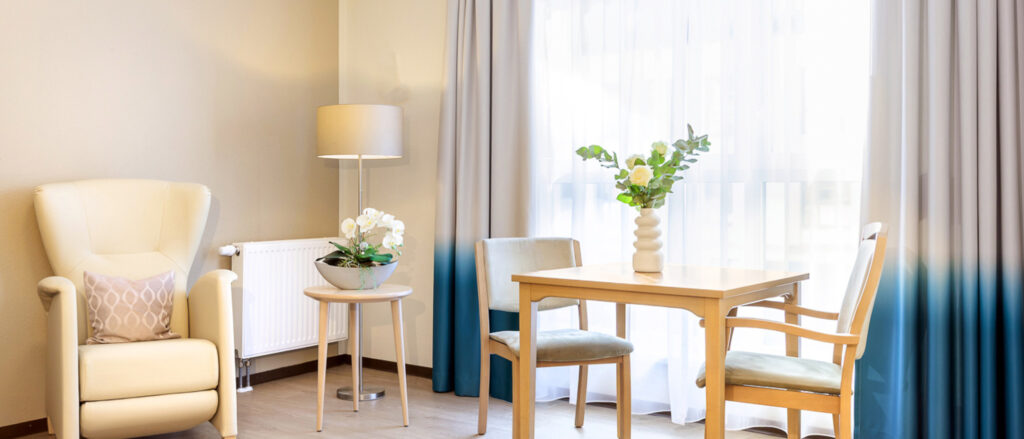 Korian Komfortzimmer im Pflegeheim